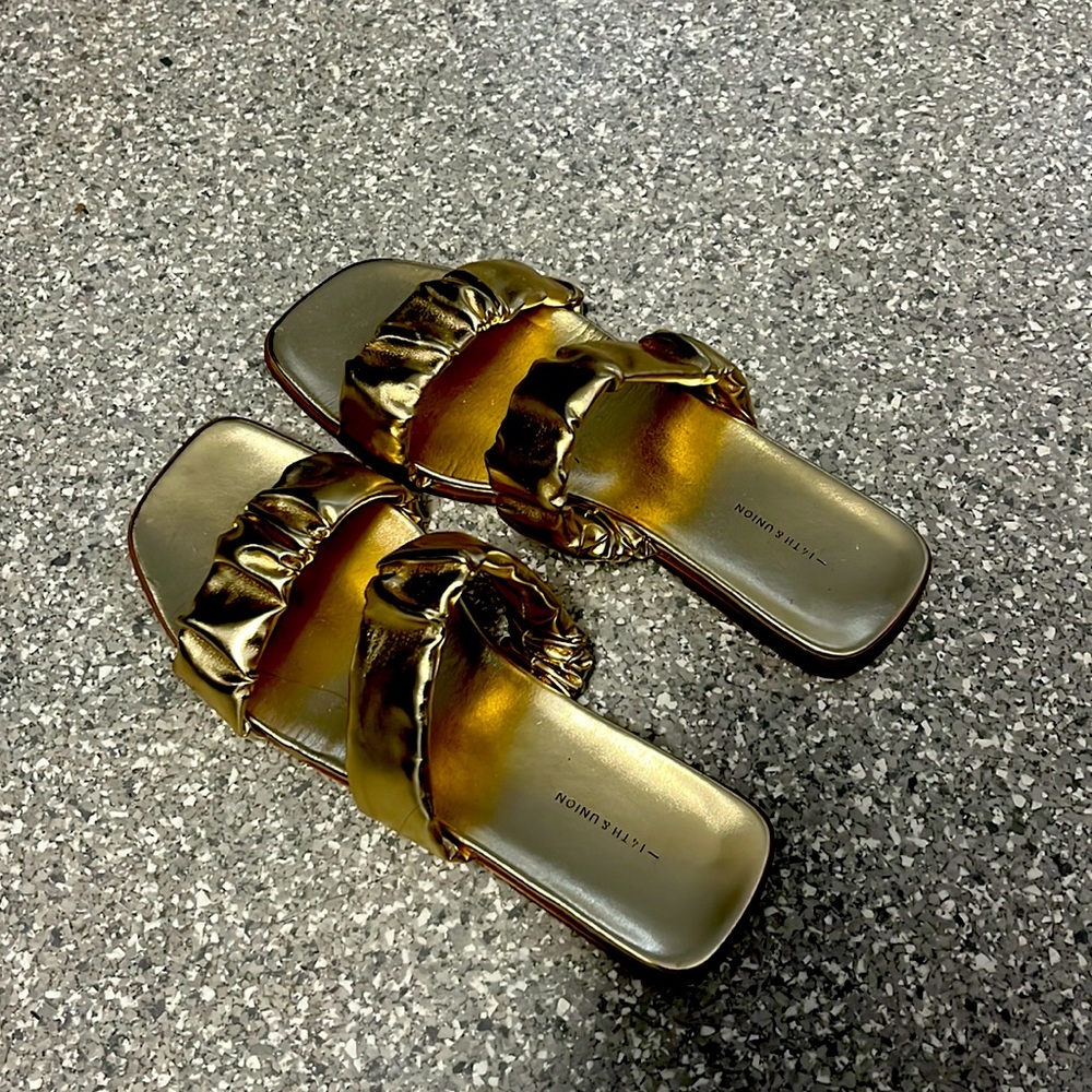 Womens sandals